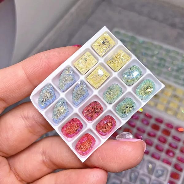 高品K9小号冰花款4色混装16颗6+8mm尖底钻1